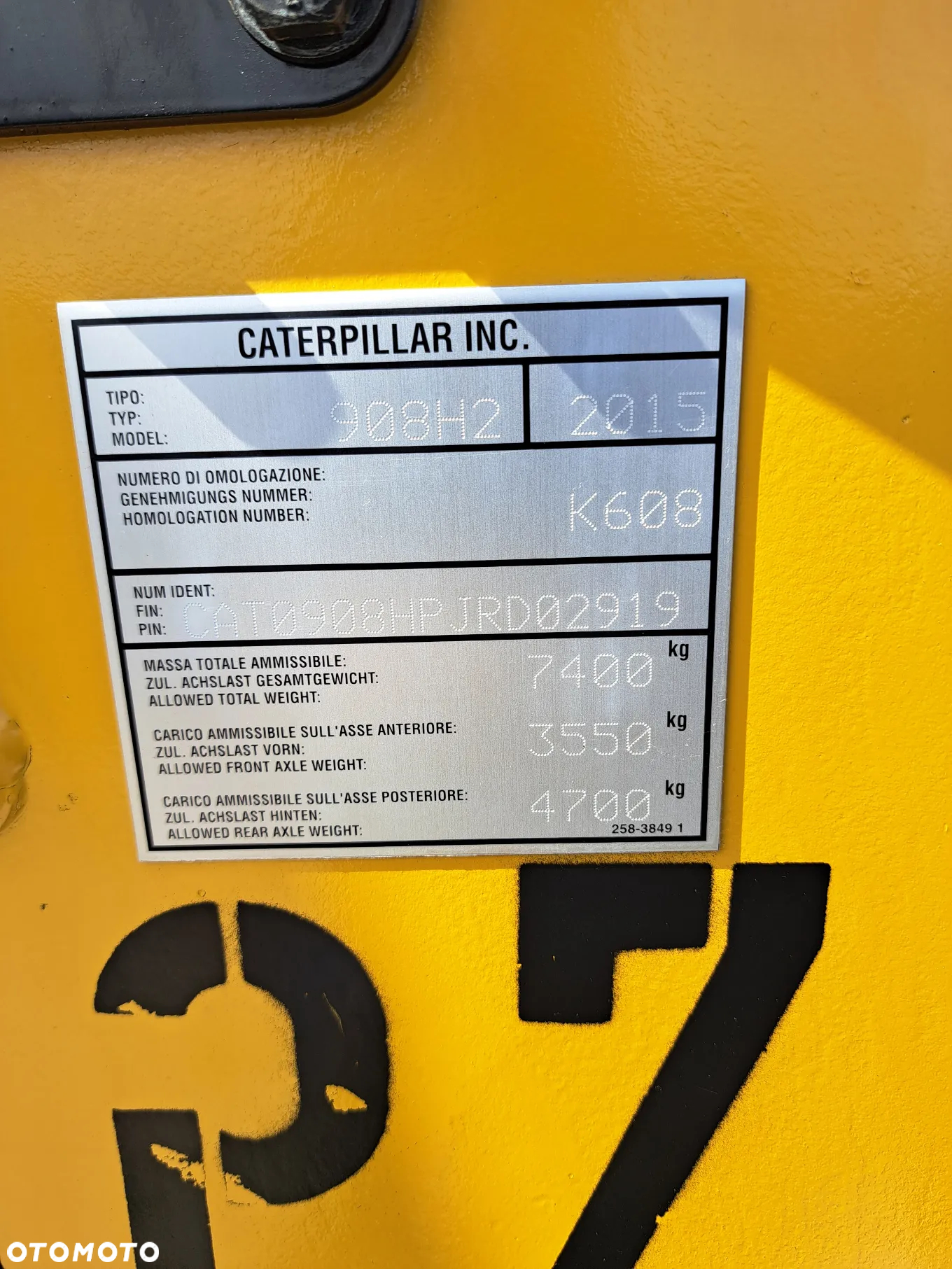 Caterpillar 908H2 - 12