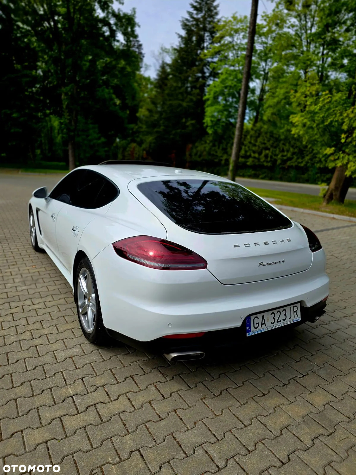 Porsche Panamera 4 PDK Edition - 4
