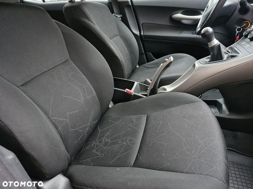 Toyota Auris 1.6 VVT-i Luna - 10