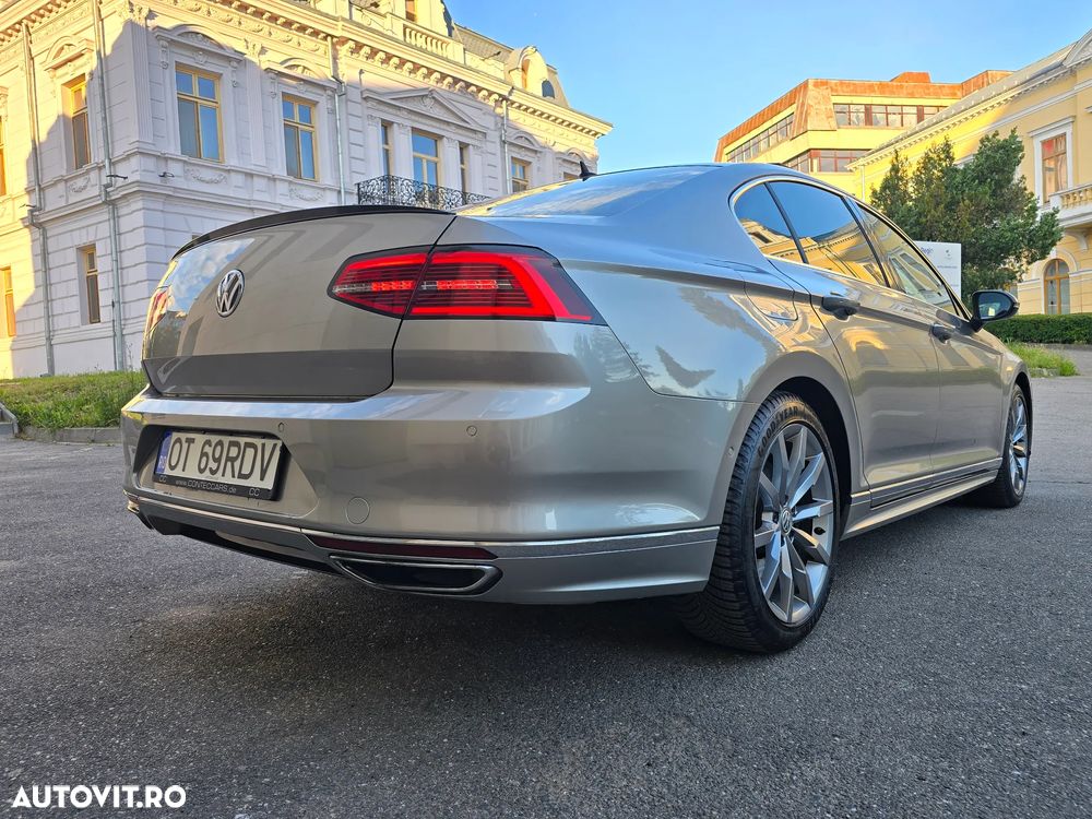 Volkswagen Passat 2.0 TSI (BlueMotion Technology) 4Motion DSG Highline - 33