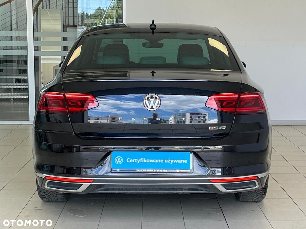 Volkswagen Passat 2.0 TSI 4Mot Elegance DSG - 9