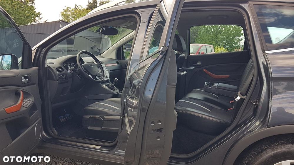 Ford Kuga 2.0 TDCi 4x4 Titanium - 21