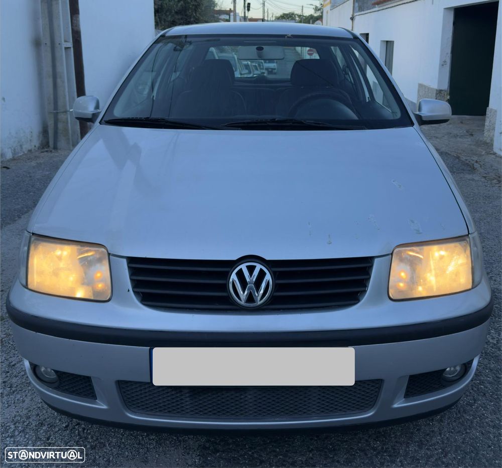 VW Polo 1.0 Confortline - 1