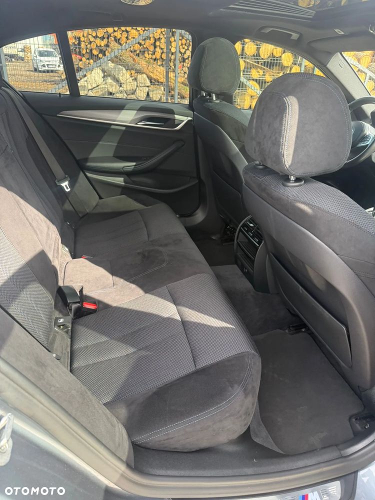 BMW Seria 5 540d xDrive - 17