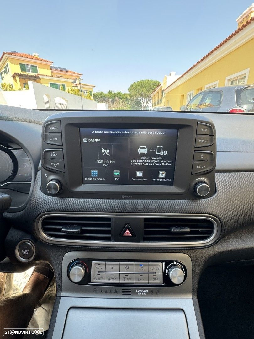 Hyundai Kauai EV 64 kWh Premium+LED - 16
