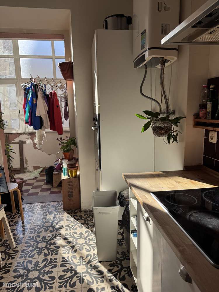 Espaçoso Apartamento Familiar com Quintal Privativo em Arroios - Grande imagem: 3/45