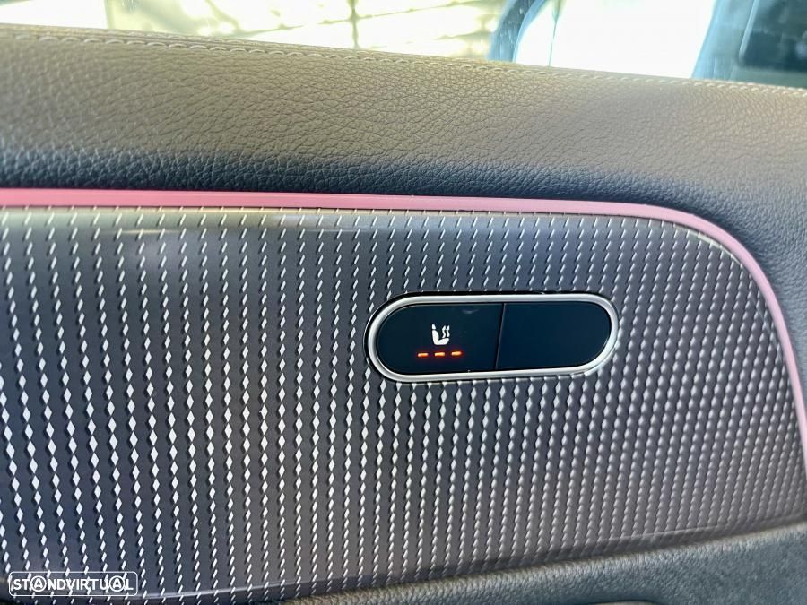 Mercedes-Benz GLA 250 e 8G-DCT Progressive - 38