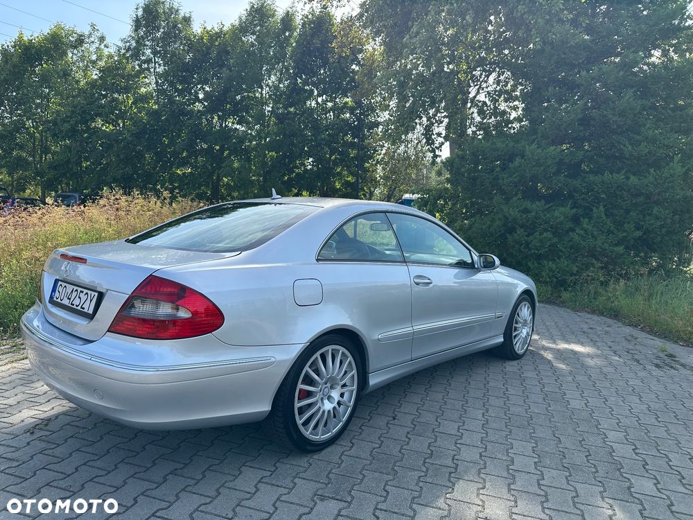 Mercedes-Benz CLK 320 CDI 7G-TRONIC Avantgarde DPF Sport Edition - 7