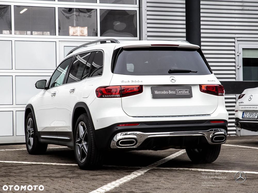 Mercedes-Benz GLB 200 d 4-Matic AMG Line 8G-DCT - 4