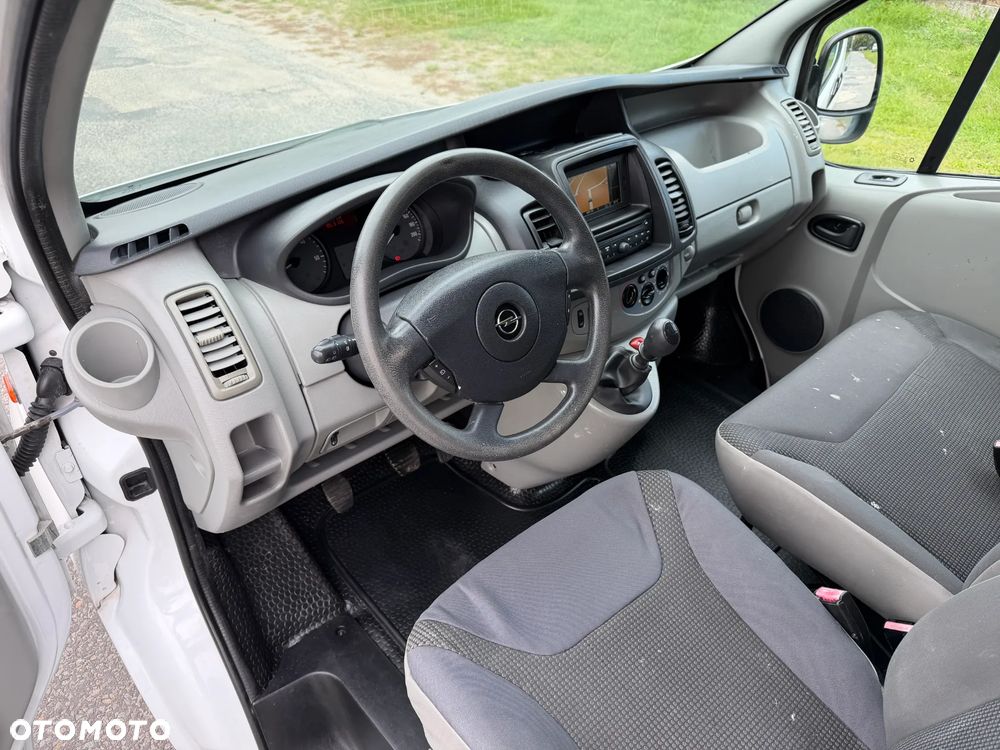 Opel Vivaro * 2.0 / 115KM * L2H1 / Long * Brygadówka / DOKA * 6 Osób * - 27