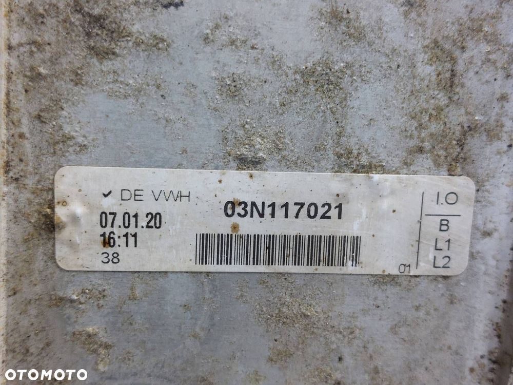 OBUDOWA PODSTAWA FILTRA OLEJU VOLKSWAGEN PASSAT B8 2.0 TDI 03N117021 - 5
