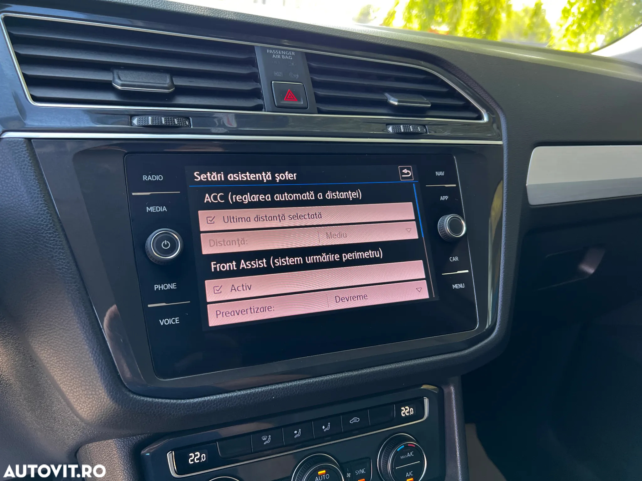 Volkswagen Tiguan 2.0 TDI SCR 4MOTION DSG R-Line - 28
