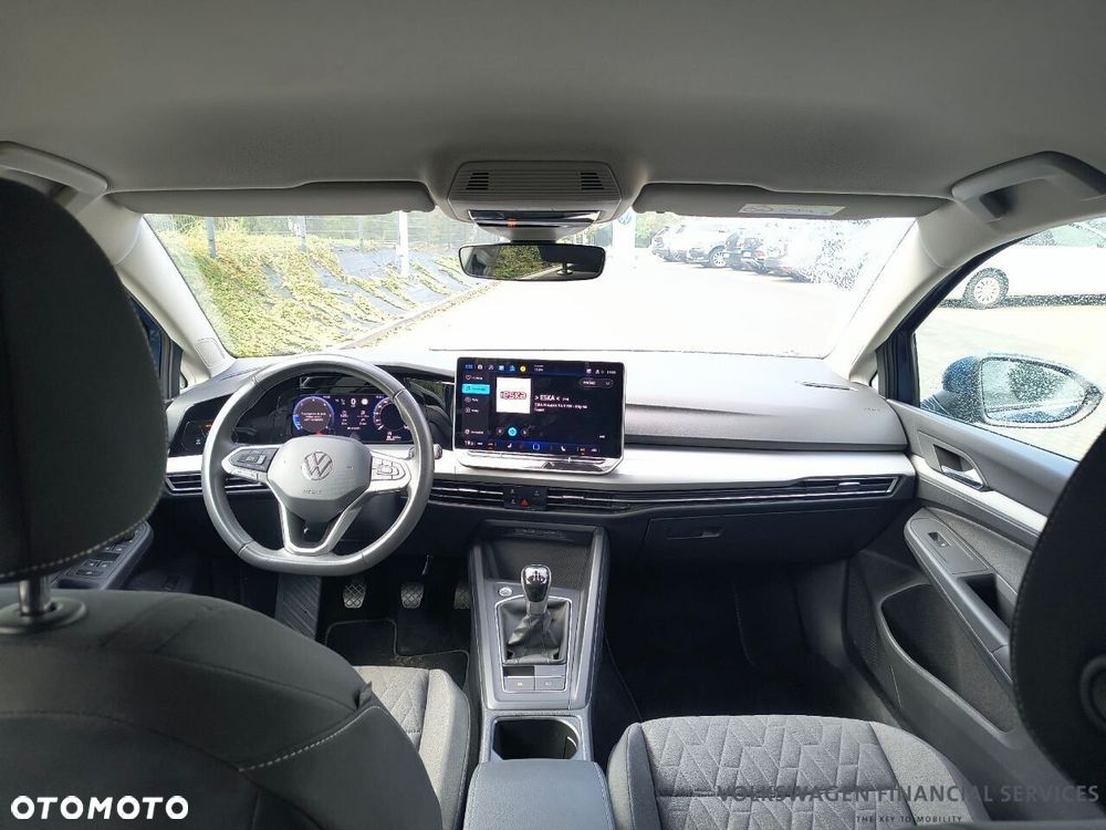 Volkswagen Golf - 8