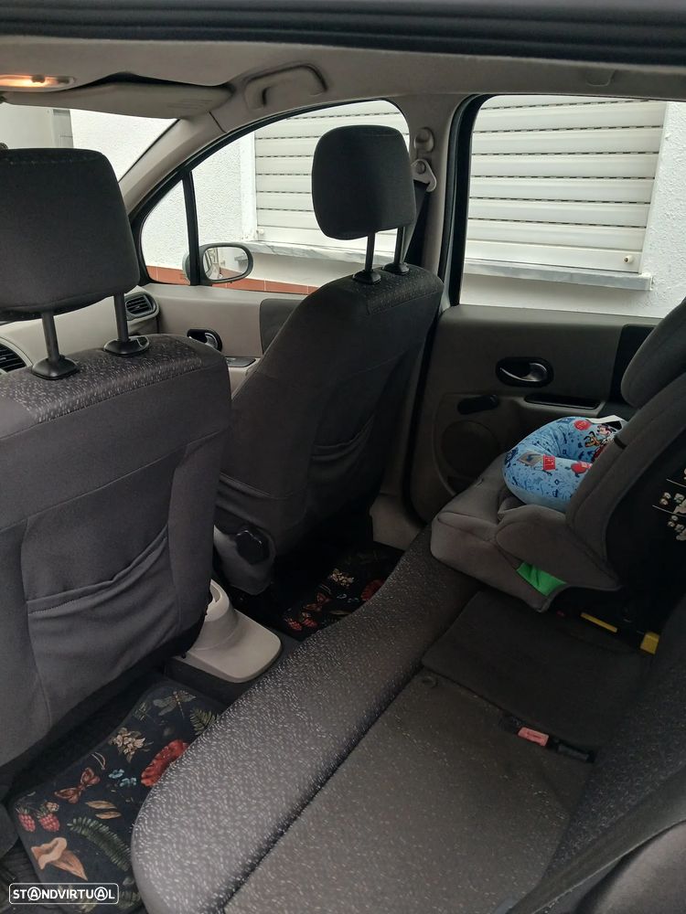 Renault Modus 1.5 dCi Confort - 4