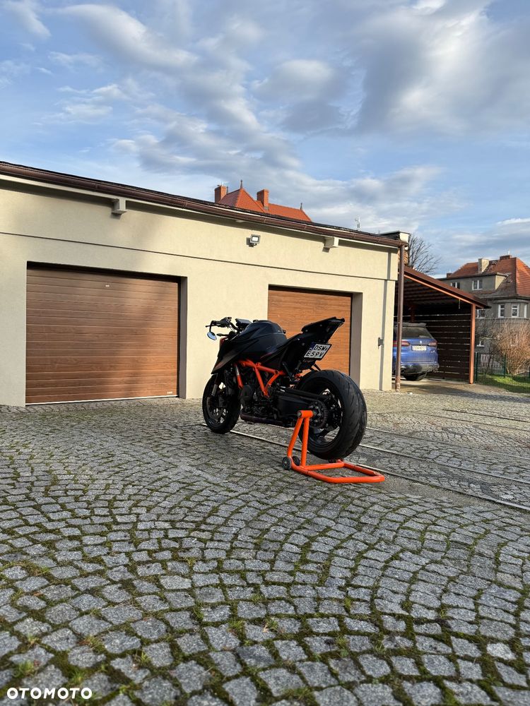 KTM Super Duke - 20