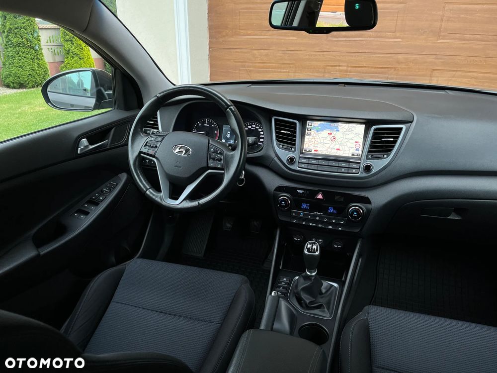 Hyundai Tucson blue 1.7 CRDi 2WD Intro Edition - 6