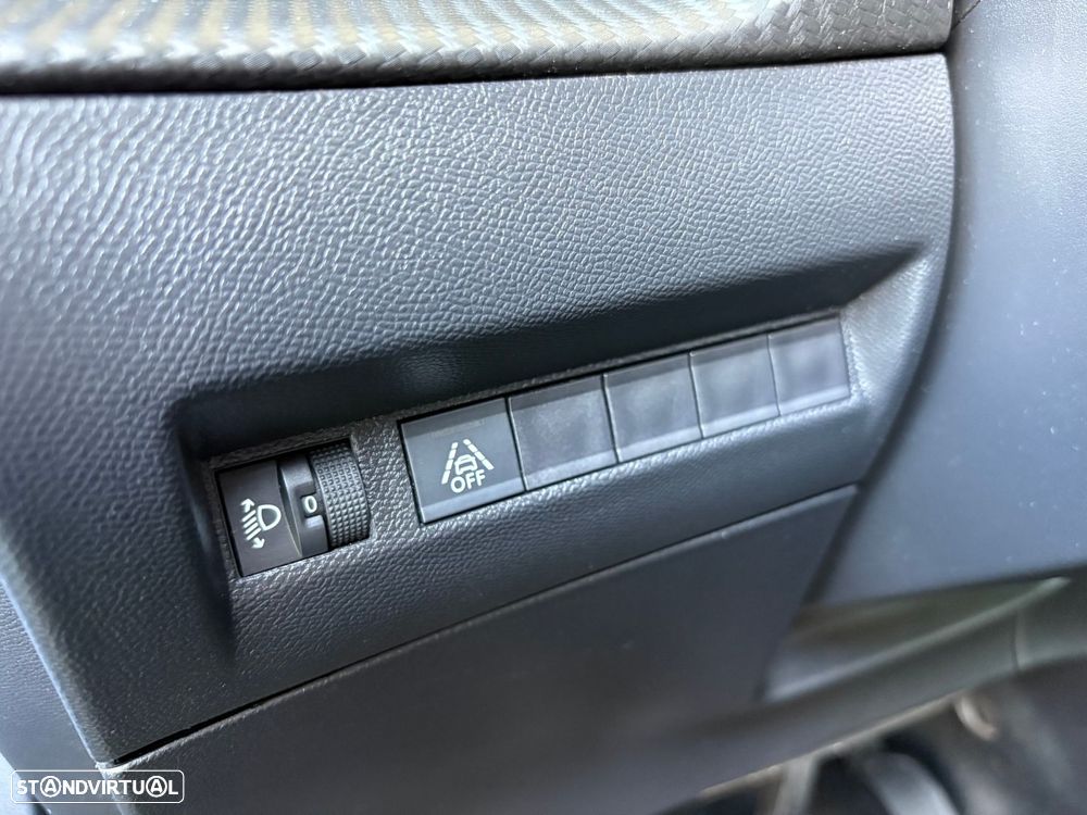 Peugeot 2008 1.5 BlueHDi Active - 14