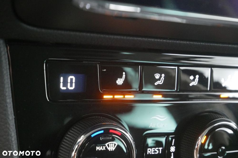 Skoda Superb 2.0 TSI Style DSG - 23