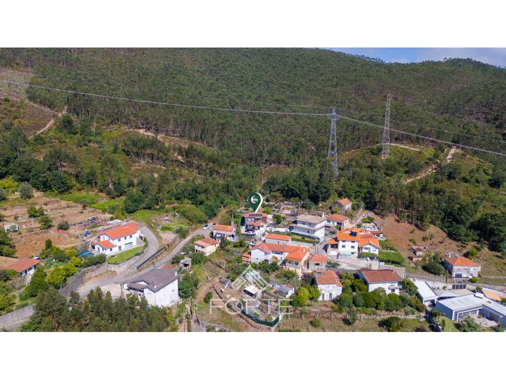 Moradia Independente T3 com Terreno e Excelentes Vistas - Grande imagem: 2/26