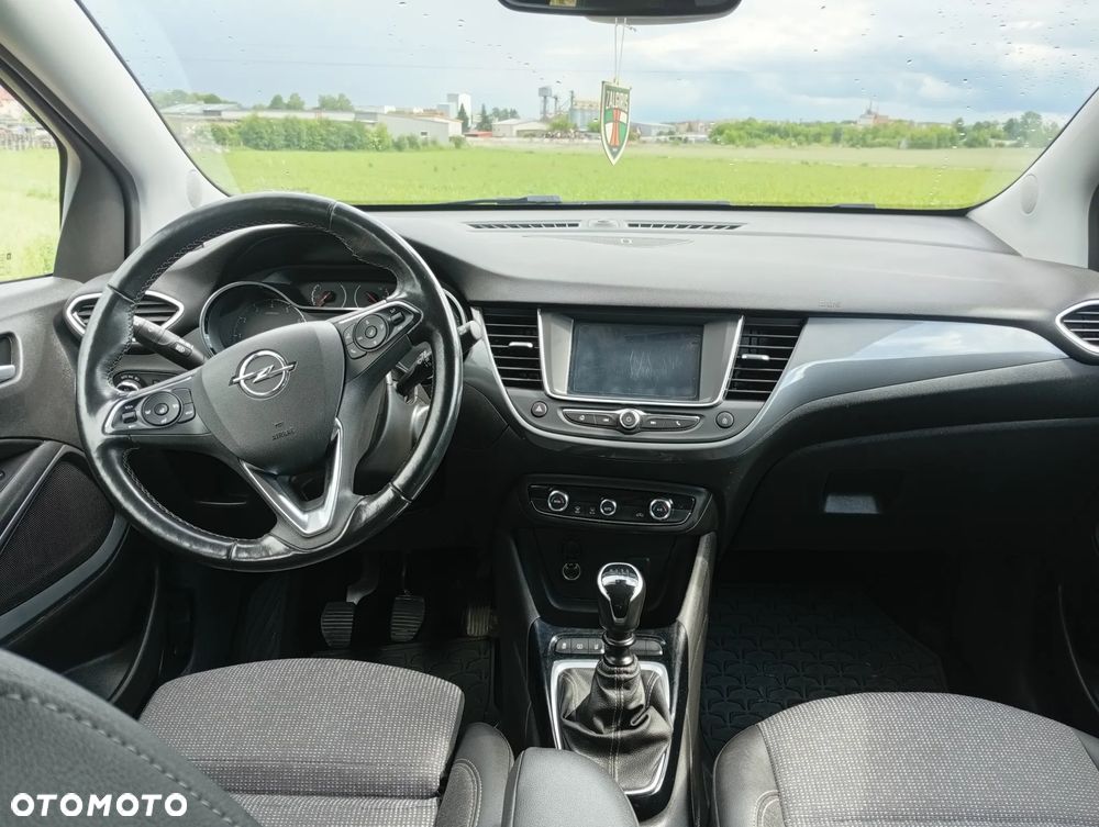 Opel Crossland X - 9