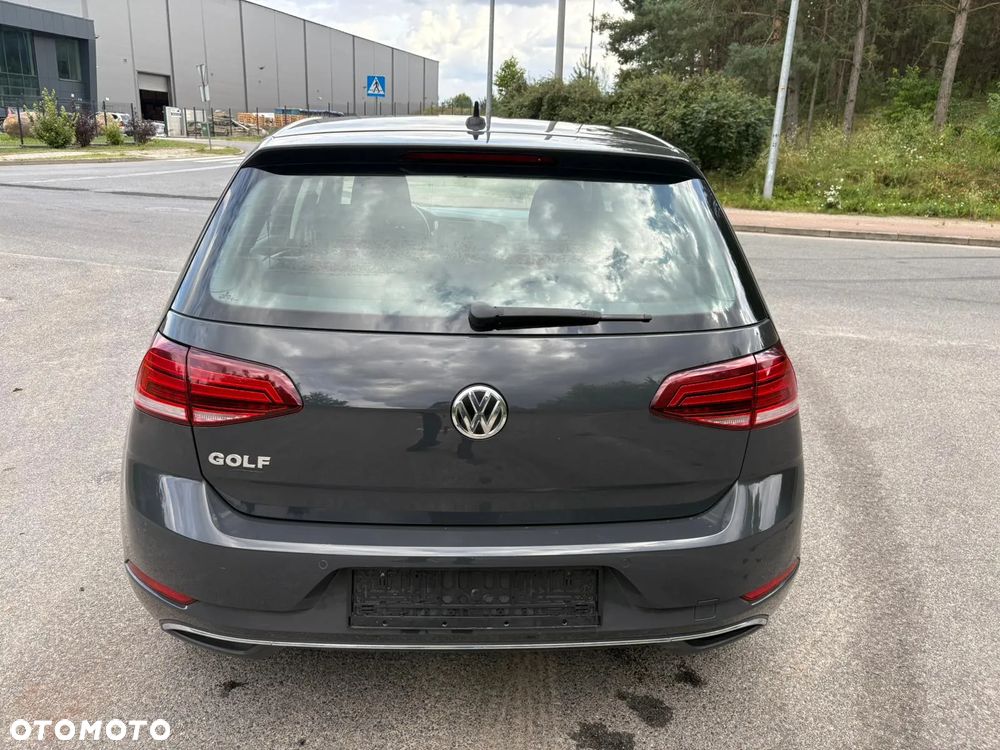 Volkswagen Golf 1.6 TDI BlueMotion Technology Comfortline - 9