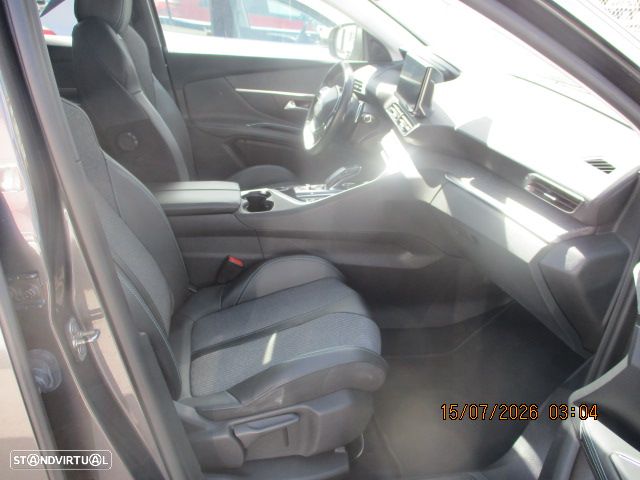 Peugeot 3008 1.5 BlueHDi Active Pack — fotografia 7