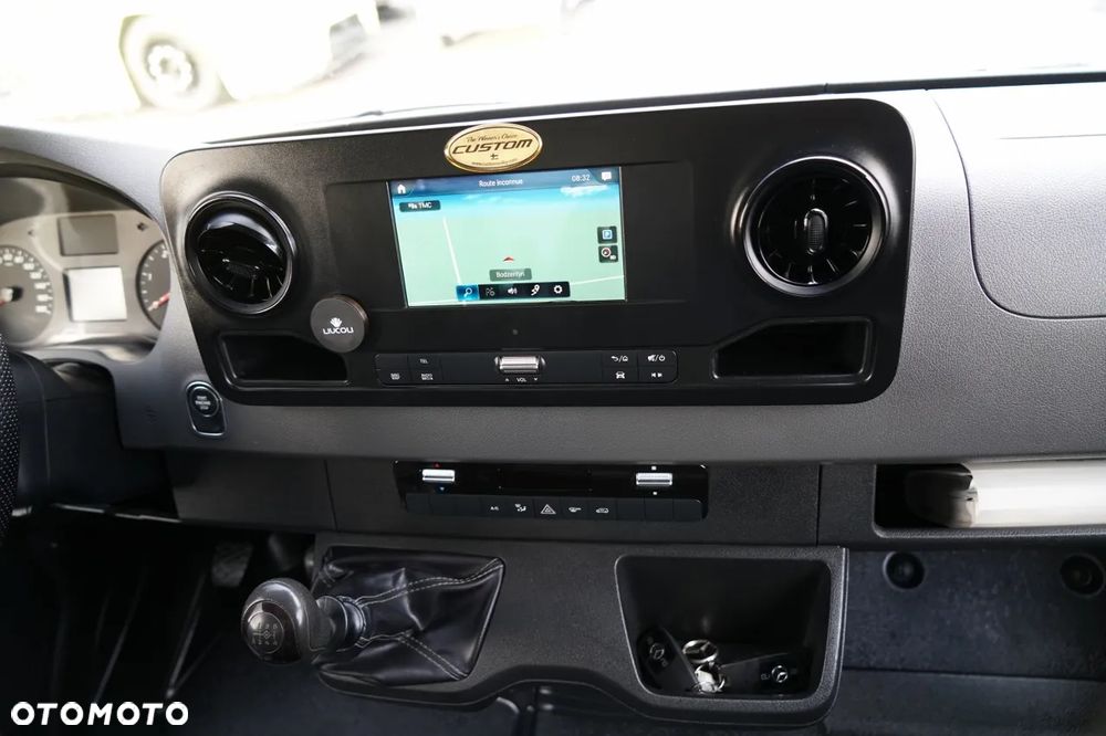 Mercedes-Benz SPRINTER / KONTENER / 2019 ROK - 33