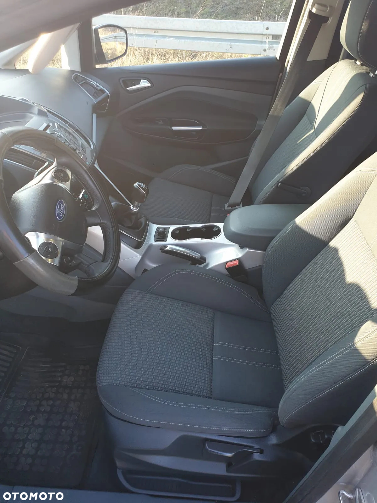 Ford Grand C-MAX 1.6 TDCi Titanium - 23