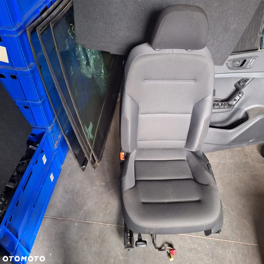 Fotele Kanapy VW Golf VII 7 HB Lift komplet - 2