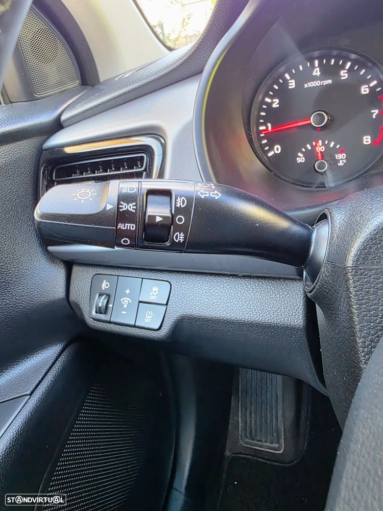 Kia Rio 1.0 T-GDi Drive - 36