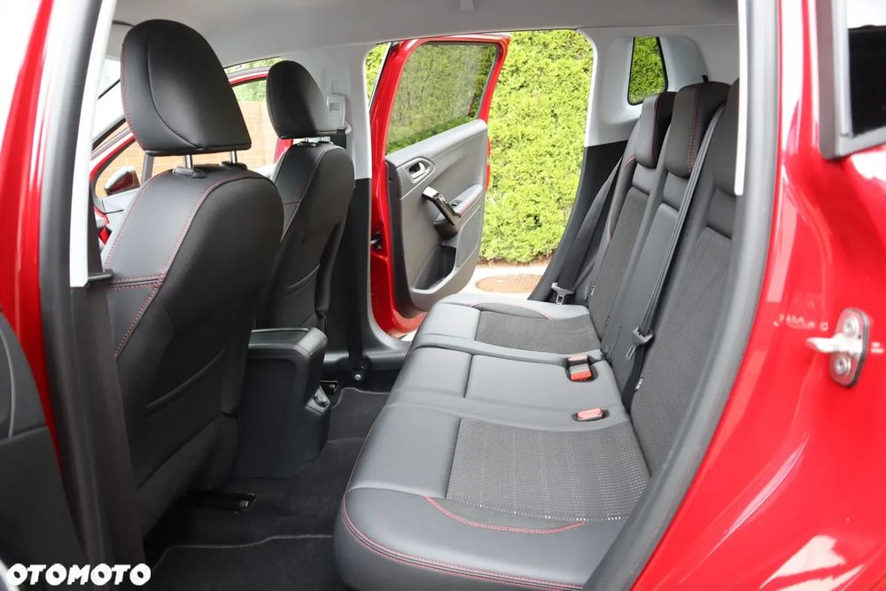 Peugeot 2008 - 14