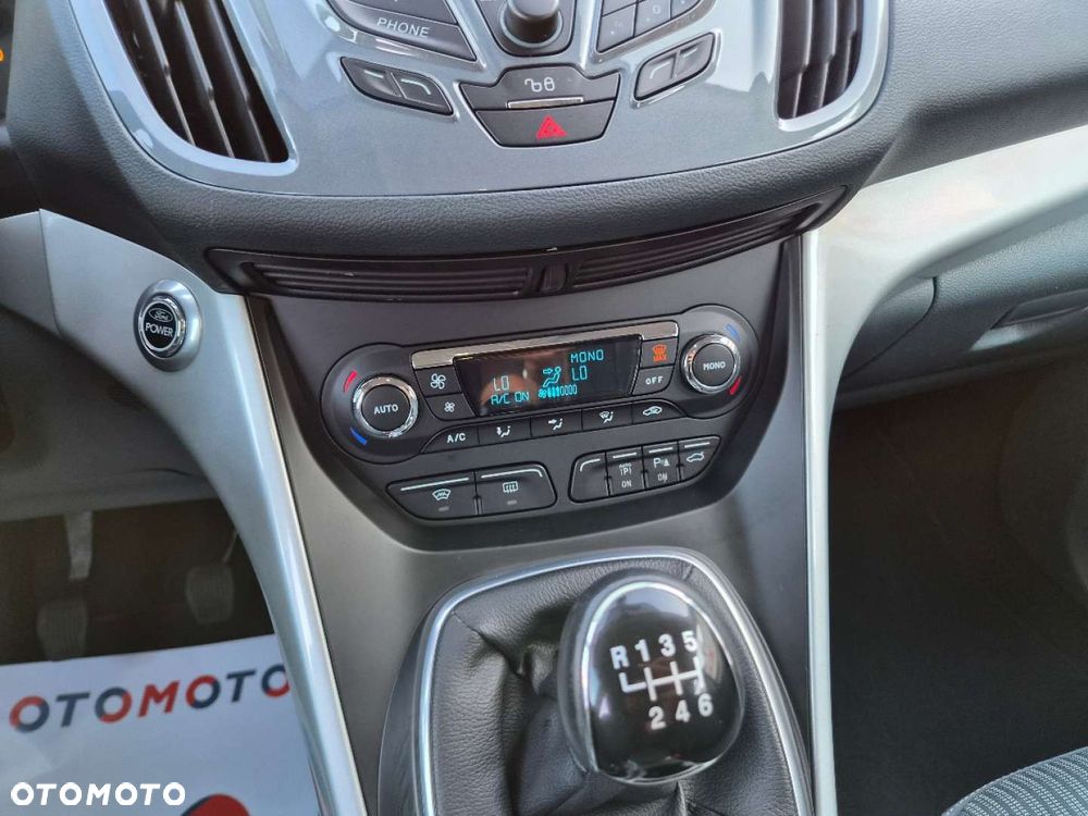Ford Grand C-MAX - 24