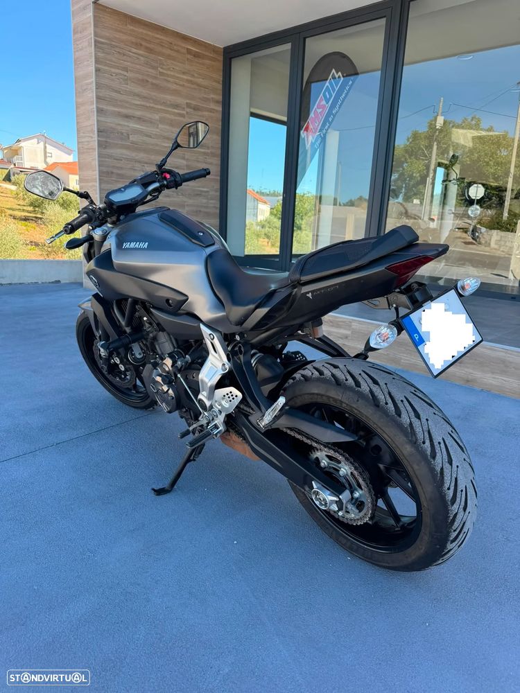 Yamaha MT-07 - 5