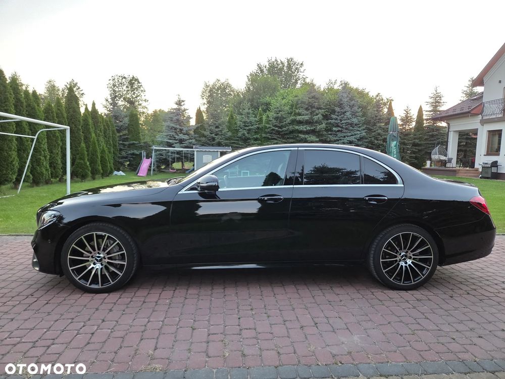 Mercedes-Benz Klasa E 220 d 9G-TRONIC - 3