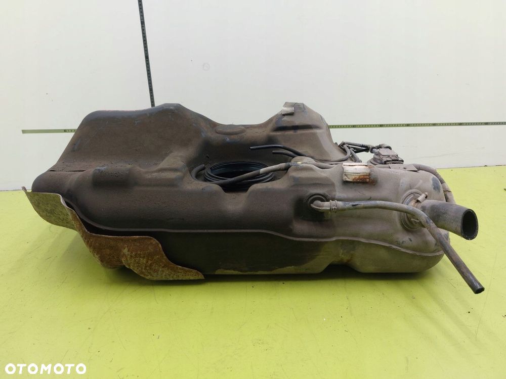 Zbiornik paliwa CHEVROLET AVEO III 2011-2014 T300 SEDAN - 1