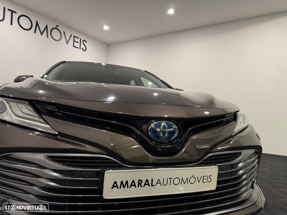 Toyota Camry 2.5 Hybrid Luxury - 14