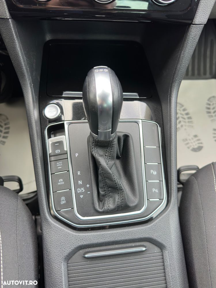 Volkswagen Golf Sportsvan 2.0 TDI SCR DSG Highline - 35