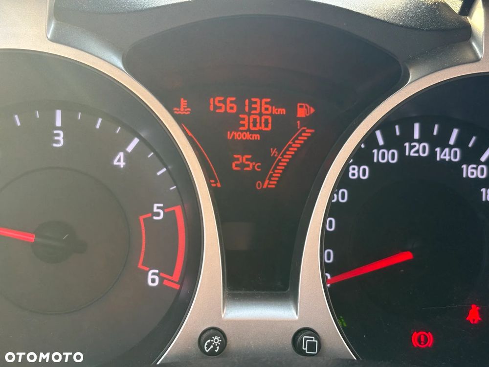 Nissan Juke 1.5 dCi N-Tec - 12