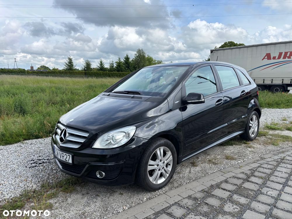 Mercedes-Benz Klasa B 180 - 3