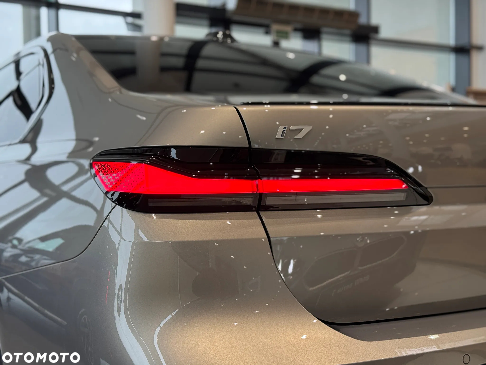 BMW i7 xDrive60 - 8
