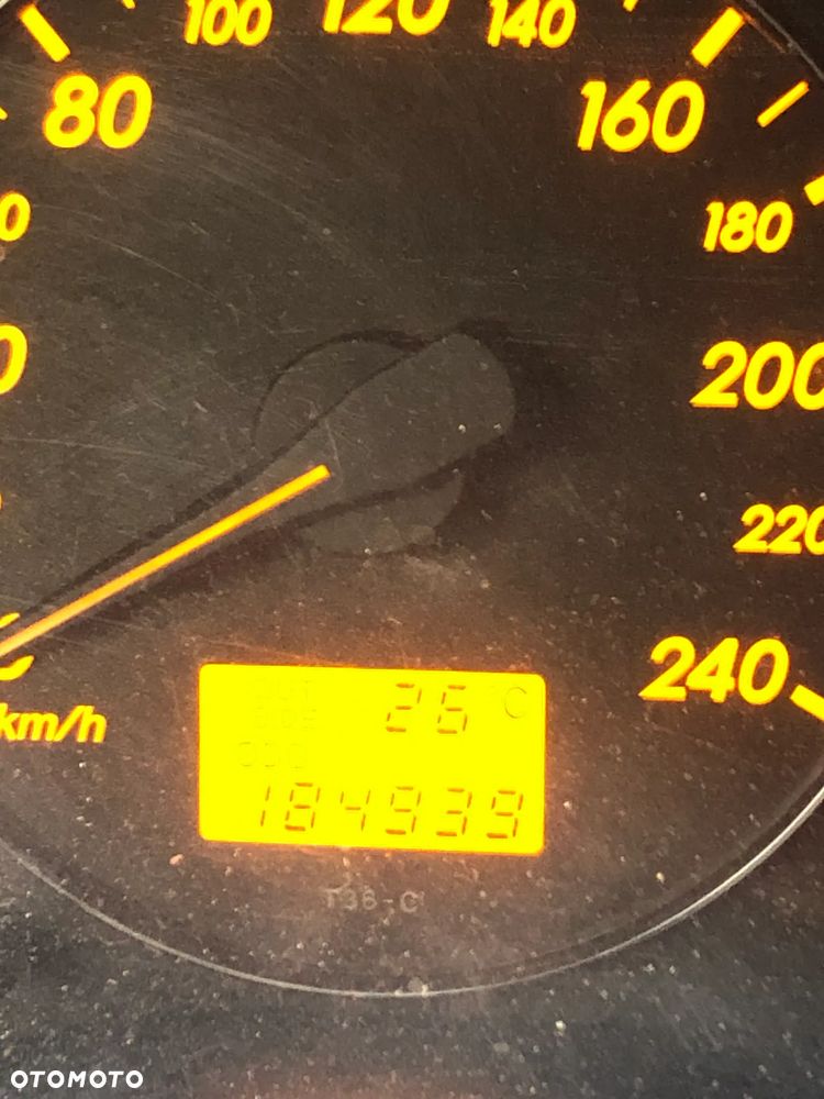 Toyota Avensis 1.8 VVT-i Sol - 6