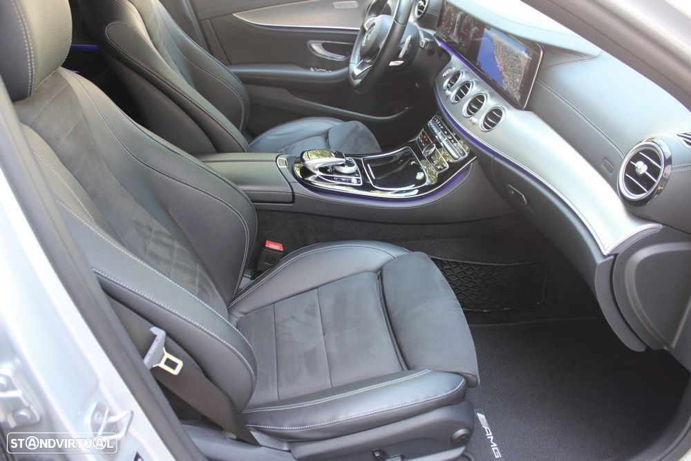 Mercedes-Benz E 220 d AMG - 27