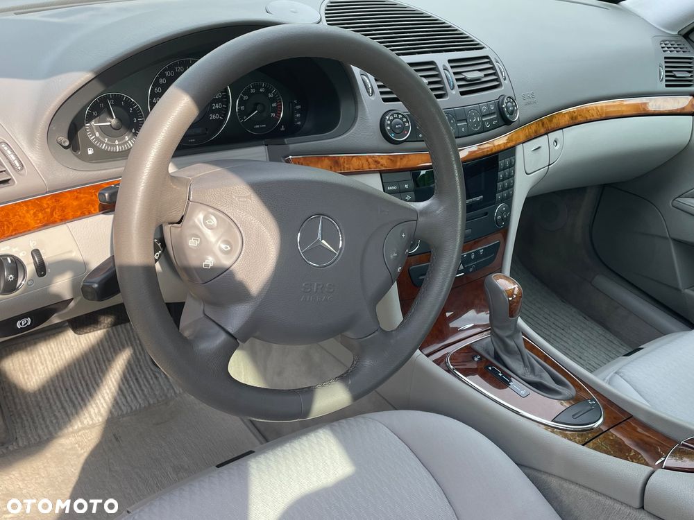 Mercedes-Benz Klasa E - 12