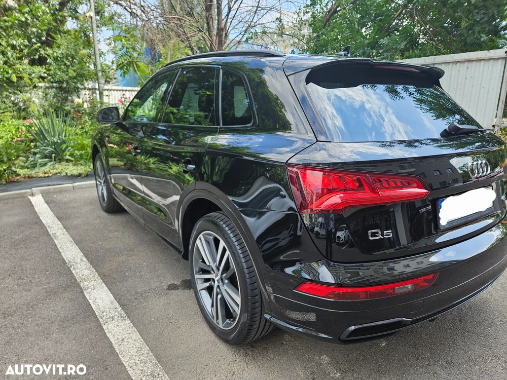 Audi Q5 2.0 40 TDI quattro S tronic Design - 6