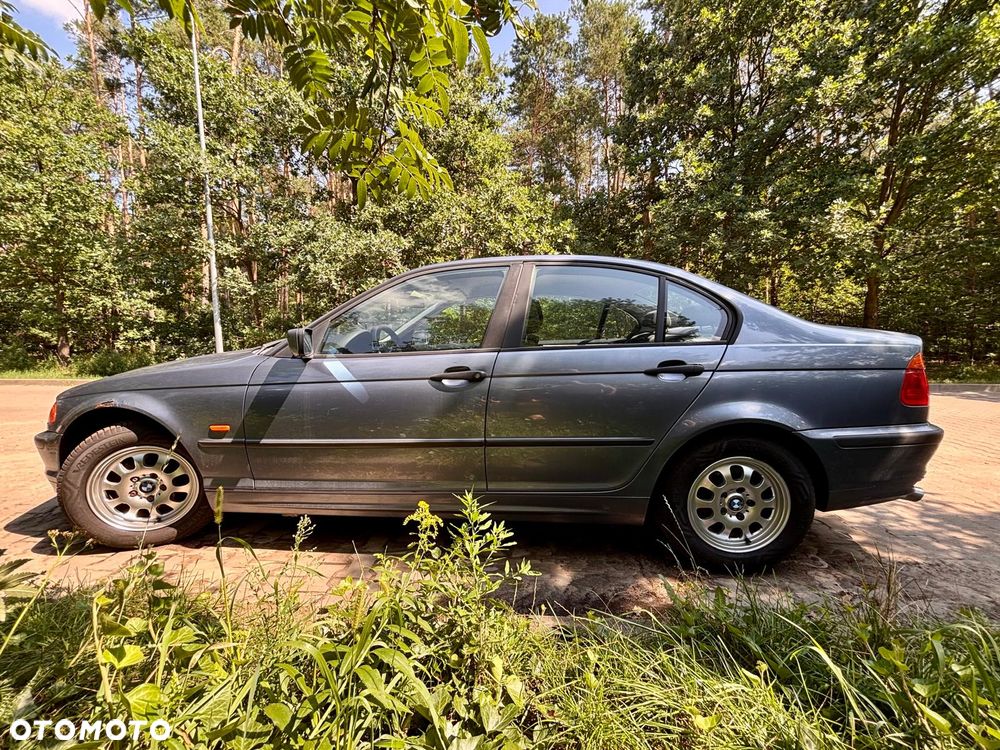 BMW Seria 3 - 12