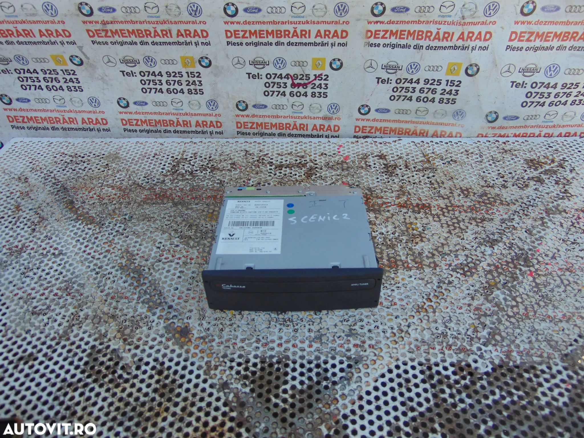 Amplificator Radio cd Renault Scenic 2 espace 4 cod 8200735413 Laguna 2 multimedia cabasse - 1