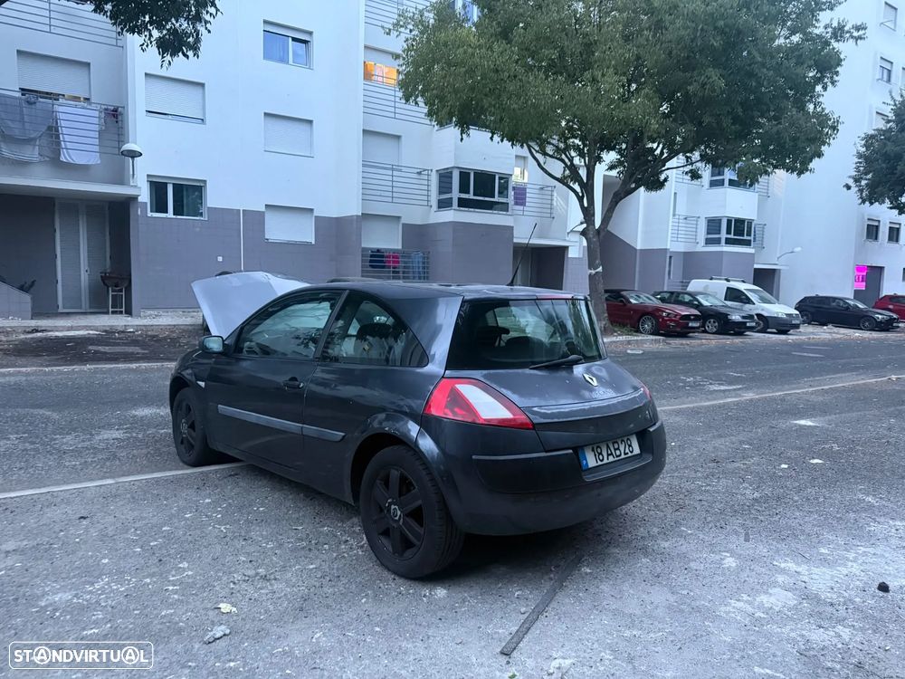 Renault Mégane - 6