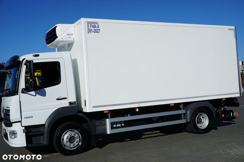 Mercedes-Benz ATEGO / 1223 / ACC / EURO 6 / CHŁODNIA + WINDA / MULTITEMPERATURA - 15