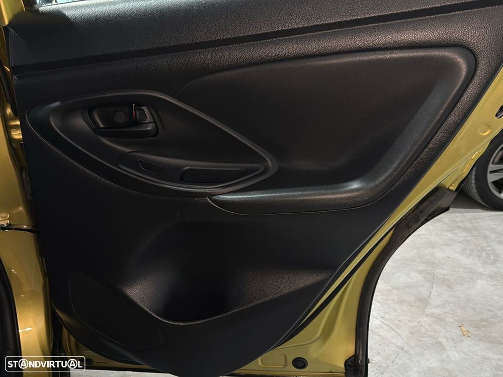 Toyota Yaris Cross 1.5 HDF Square Collection - 22