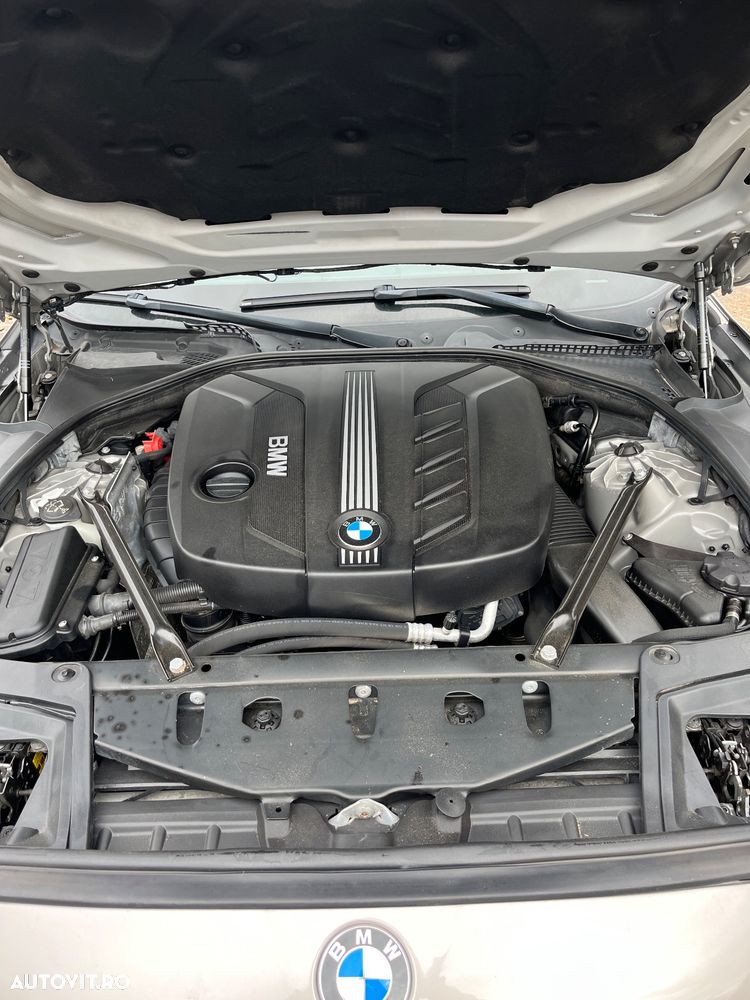 BMW Seria 5 520d EfficientDynamics Edition - 15